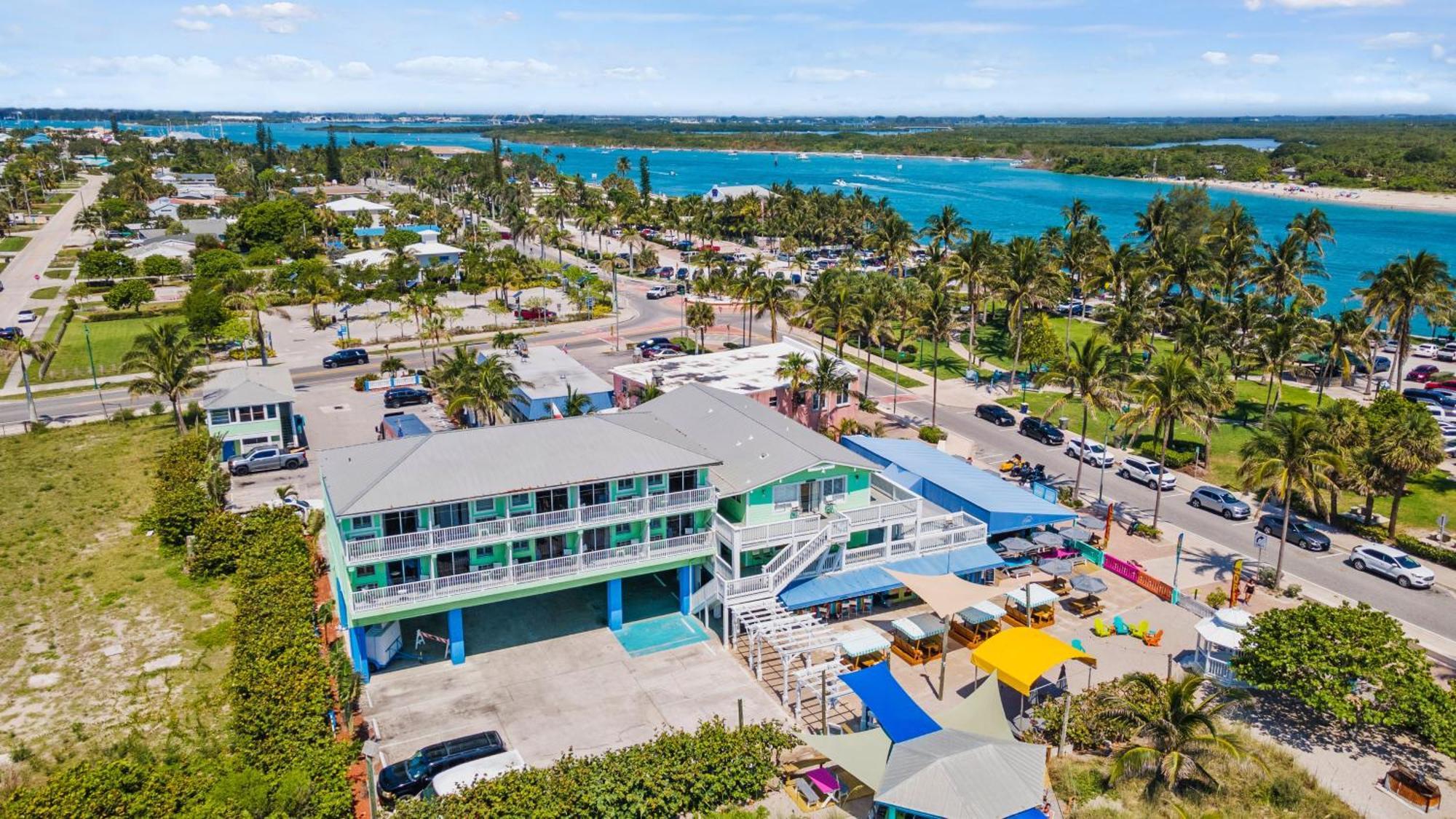 Ocean View Hotel Room With Balcony- King Bed #21 Fort Pierce Exterior foto